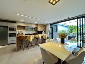 WhatsApp Image 2025-10-16 at 19.43