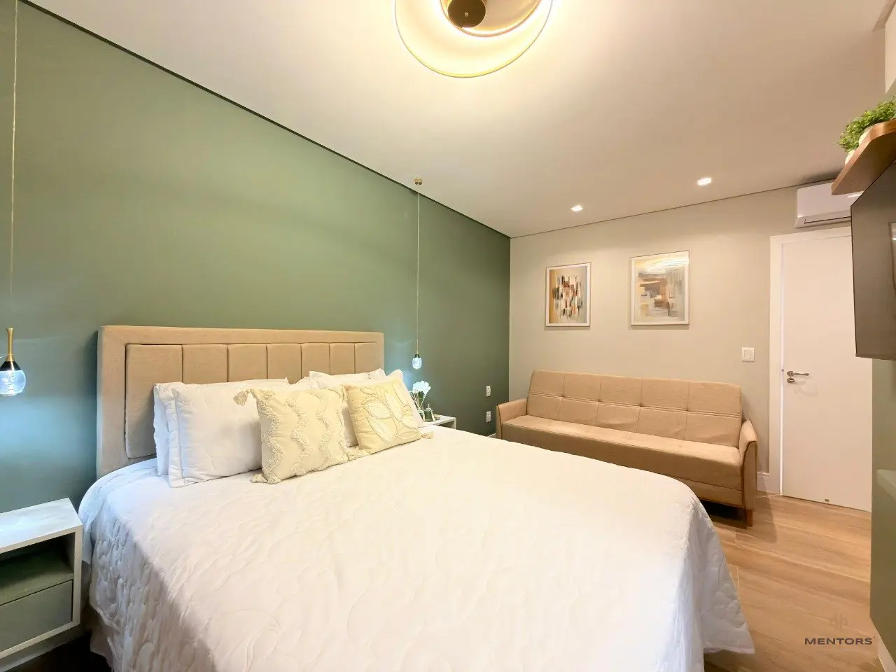 WhatsApp Image 2026-03-25 at 18.04 WhatsApp Image 2026-03-25 at 18.04