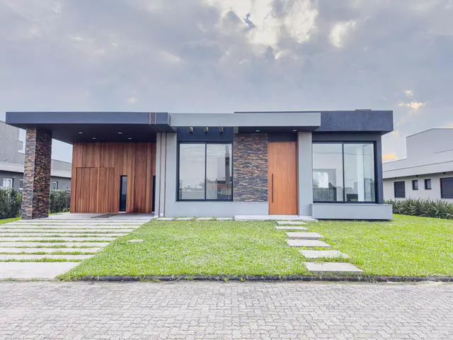 Casa em Condomínio em Osório com 4 suítes Bairro Atlantida Sul 250m2